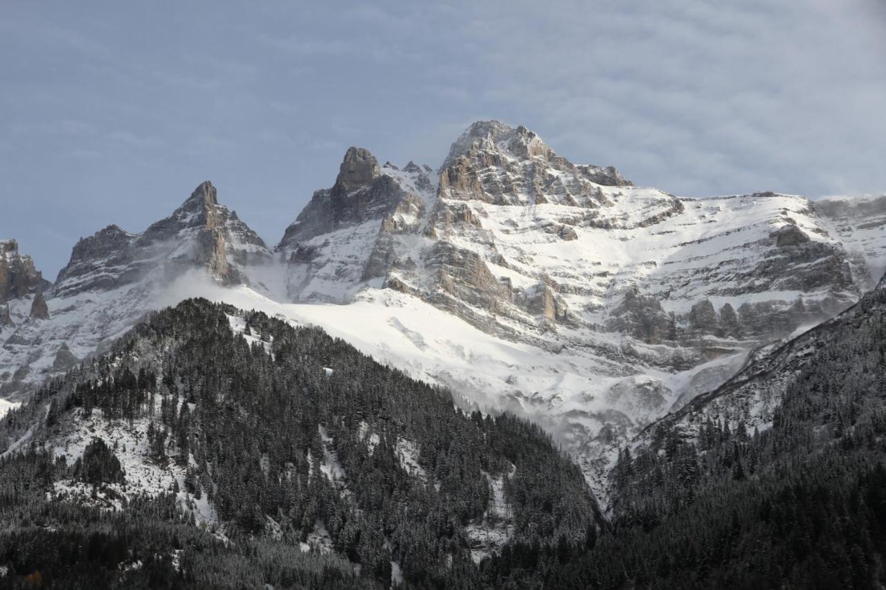 Chalet Soleil By Mrs Miggins Apartment Champery Bagian luar foto